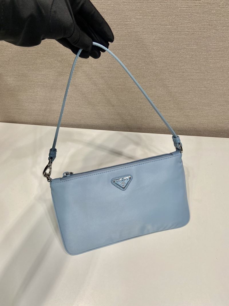 Pra*a hobo bags
